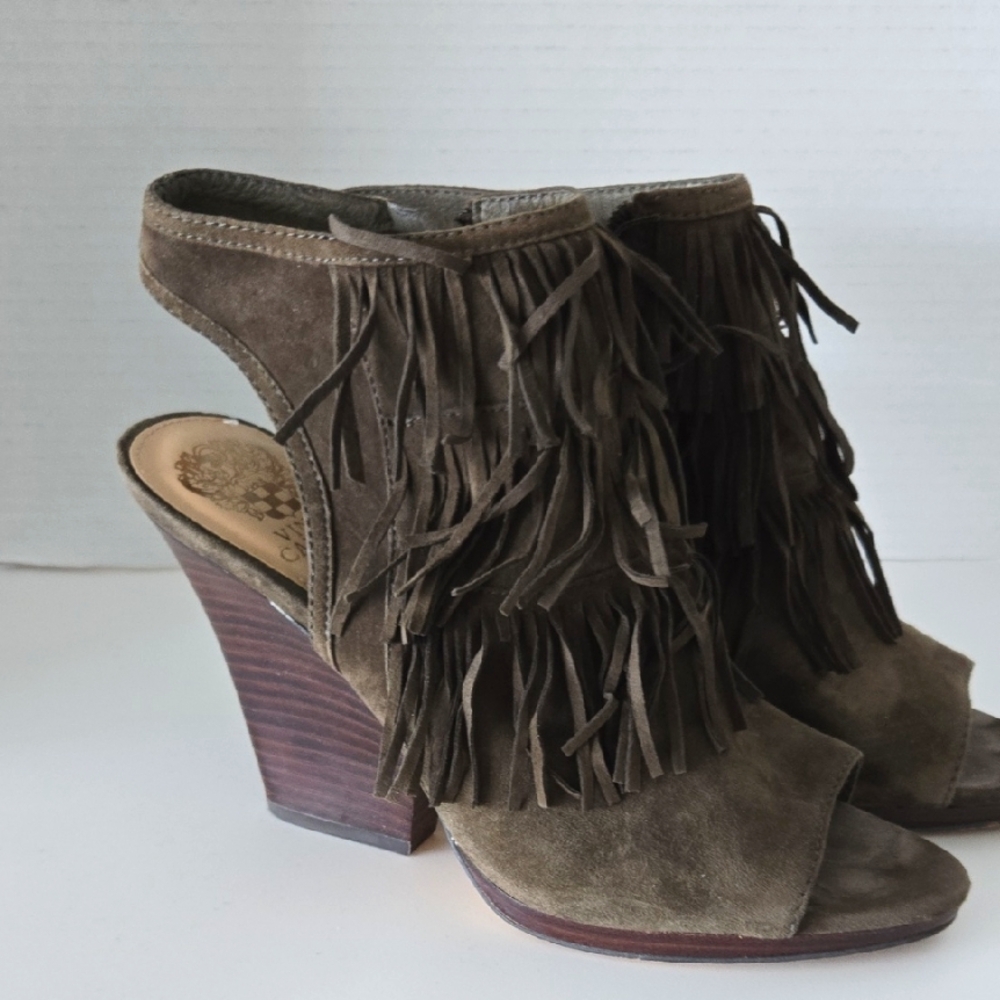 Vince Camuto Olive Suede Fringe w Brown Wedge